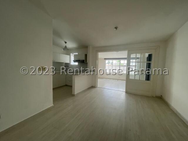 Splendid Family House - Casa en La Arboleda